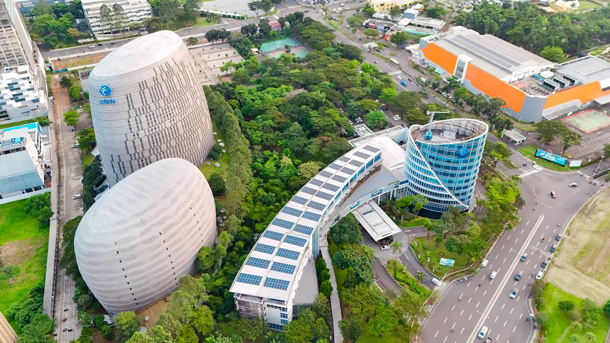 Aplikasi Arsitektur Green Building UMN