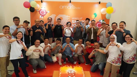 HUT Amaris ke-19